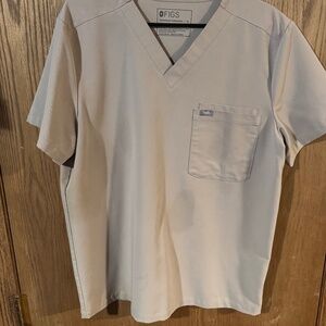 Mens Scrub Tops Medium No signs of wear.